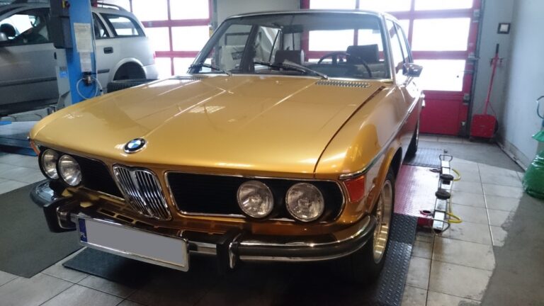 BMW E3 2500 1973r.